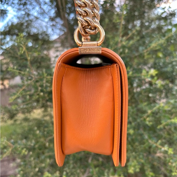 Chanel Old Medium Boy Handbag - Picture 7 of 14